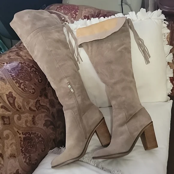 Franco Sarto long boots size 9 elegant excellent condition color tan - Picture 17 of 17